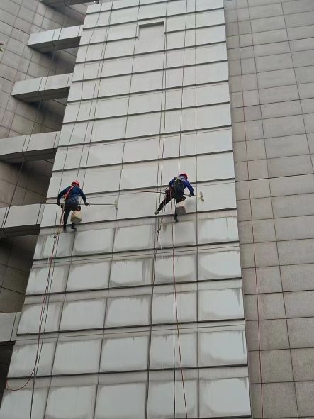 青神高空外墙清洗